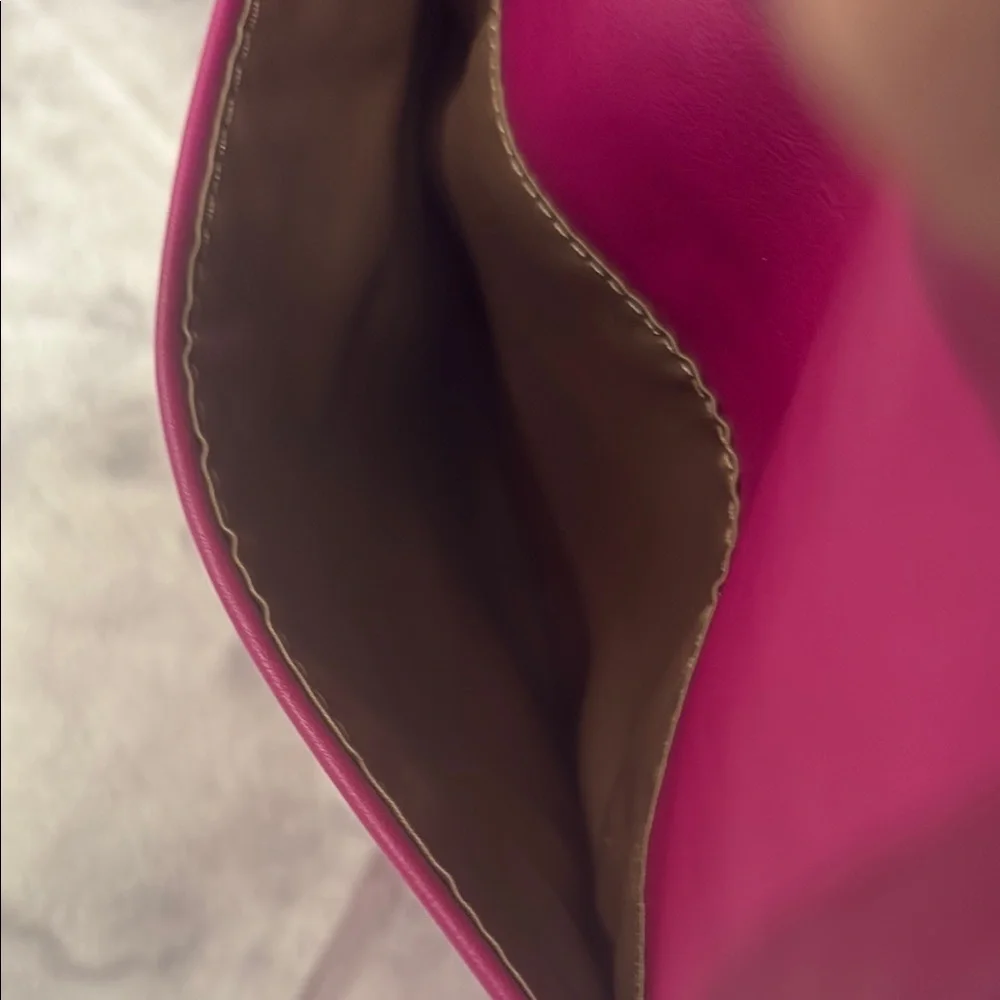 NWT Coach Daisy Magenta Leather Tote Bag with Structured Design Silver Hardware - Picture 4 of 8